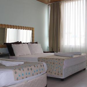 Dreibettzimmer